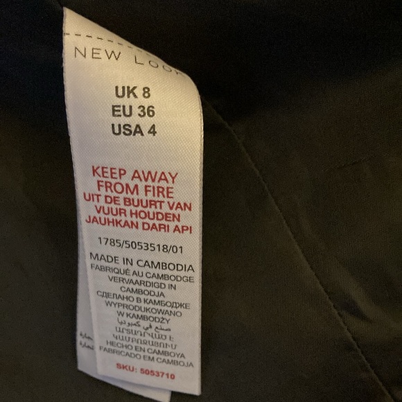 Cropped blazer, size 8 by new look black - Picture 4 of 7